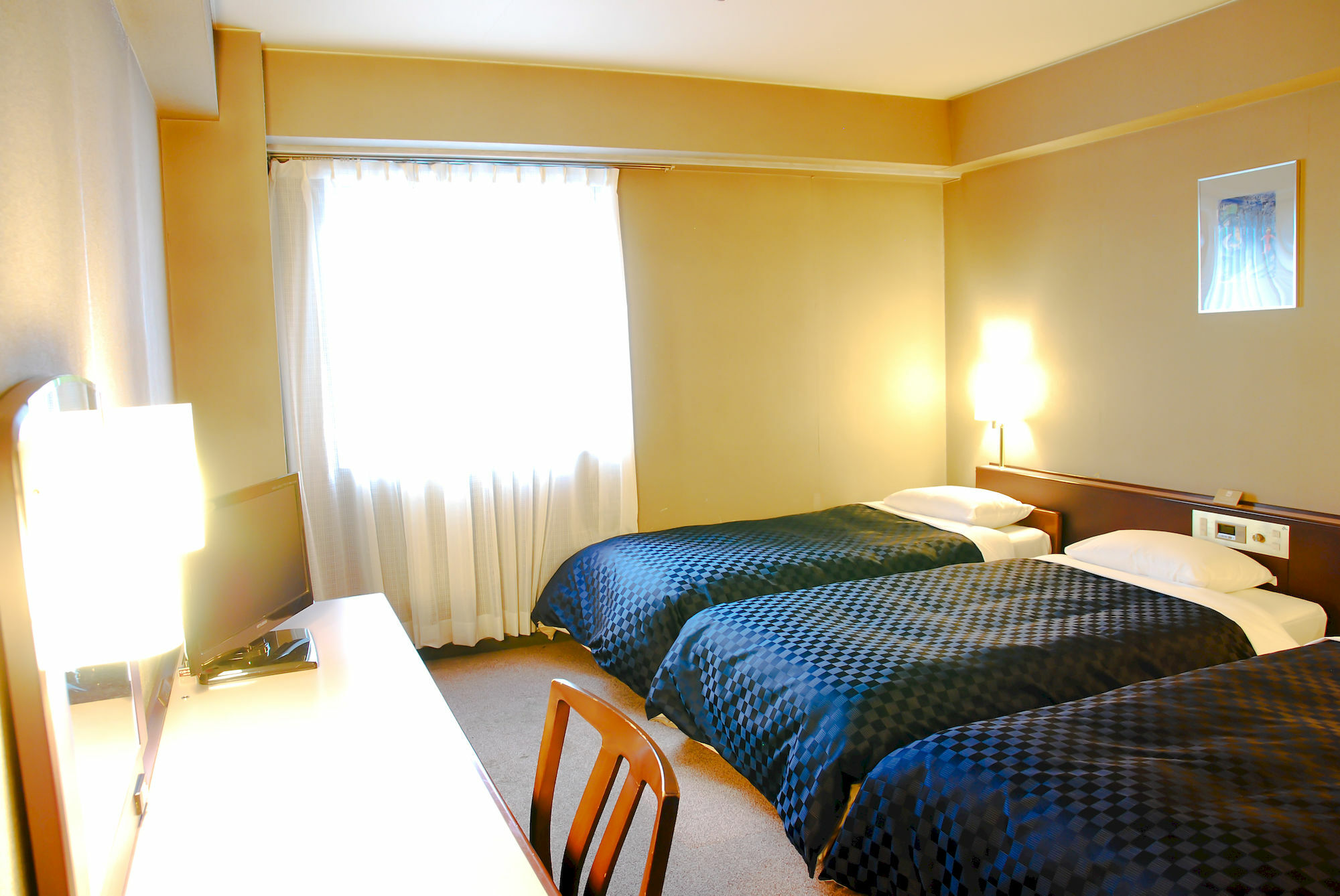 Court Hotel 3*