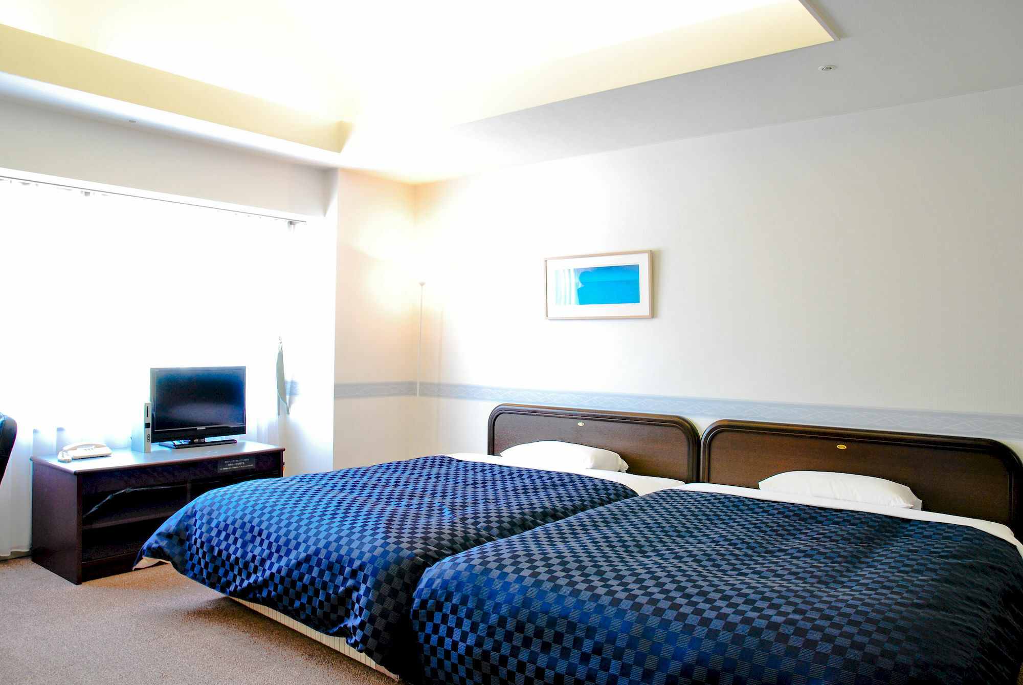 Court Hotel 3*